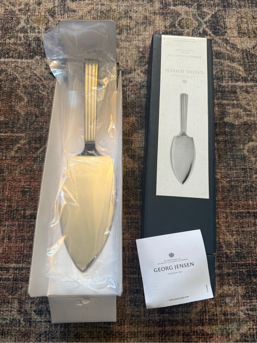 Georg Jensen stainless steel Cake Spade - Original Design by Sigvard Bernadotte